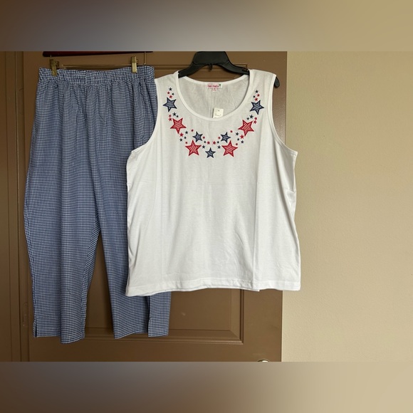 Palm Harbor Pajamas Set - Picture 3 of 7